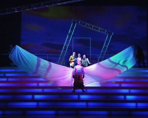 Ted-Barton-with-Royce-Johnson-Jeremy-Lelliott-and-Tracy-Thomas-in-A-Wrinkle-in-Time-Photo-by-Ed-Krieger